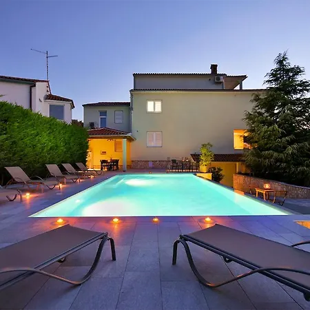 House Jelena 440