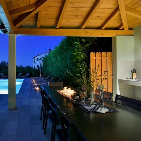 House Jelena 440 *