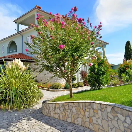 House Jelena 440 Štinjan